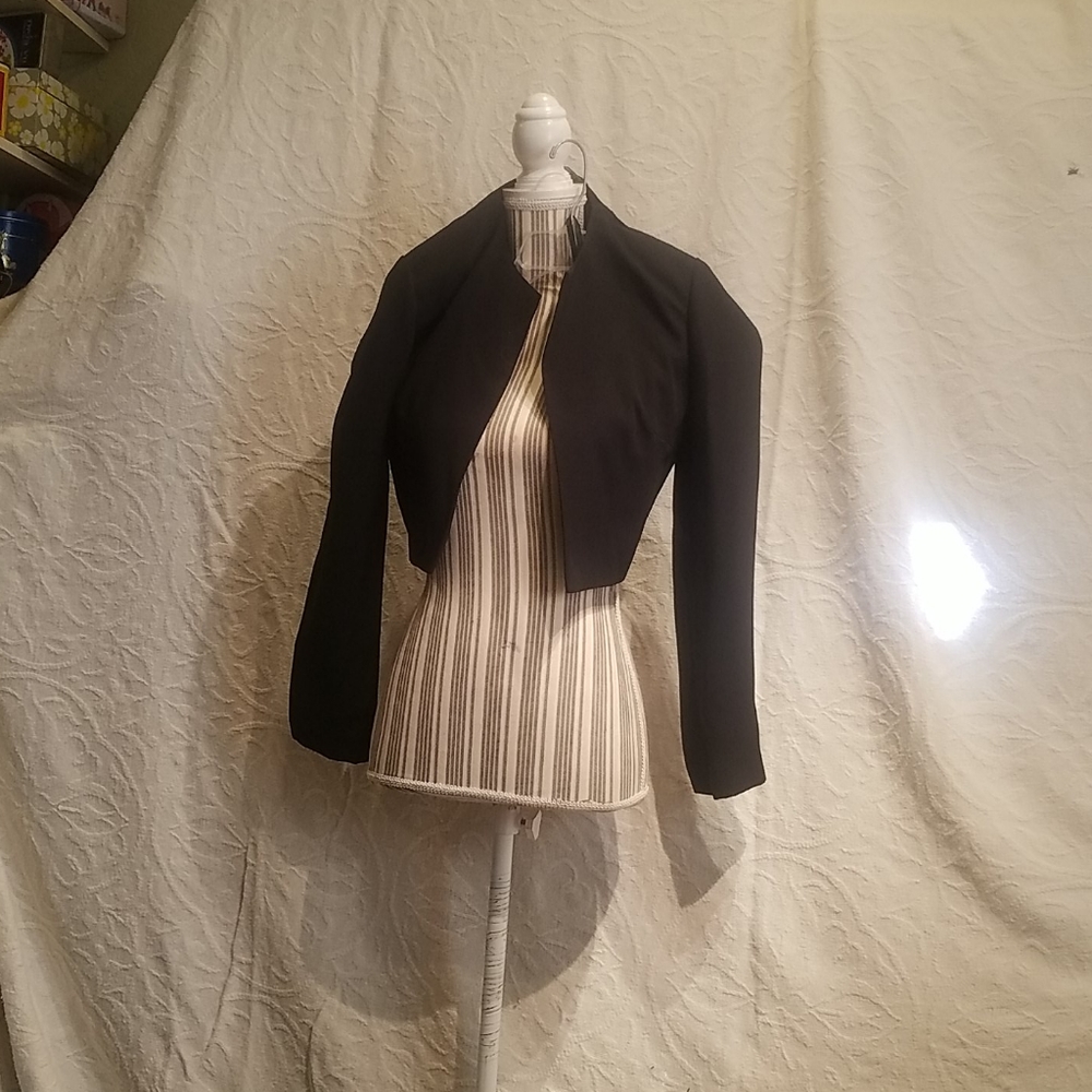 Liz Clairborne 10P Black Crop Jacket